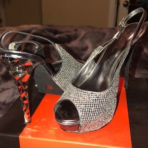 Beautiful heels from N by Nicole Miller